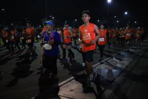 BIB: 26713
                            <button type="button" onclick="openModal(10598308)" class="btn btn-primary btn-sm float-right btn-popup" data-toggle="modal" data-target=".modal-high-quality">
                        <i class="fas fa-shopping-cart"></i> Add to Cart
                    </button>
                                            <button type="button" onclick="isThisMe(10598308, true)" class="btn btn-success btn-sm float-right btn-popup btn-isme hidden" data-toggle="tooltip" data-placement="bottom" title="นี่คือรูปของคุณใช่ไหม คลิกที่นี่เพื่อเอาเข้าอัลบั้ม">
                        <i class="fas fa-plus"></i> Add to album
                    </button>
                    <button type="button" onclick="isThisMe(10598308, false)" class="btn btn-warning btn-sm float-right btn-popup btn-isnotme hidden">
                        <i class="fas fa-ban"></i> Remove from album
                    </button>